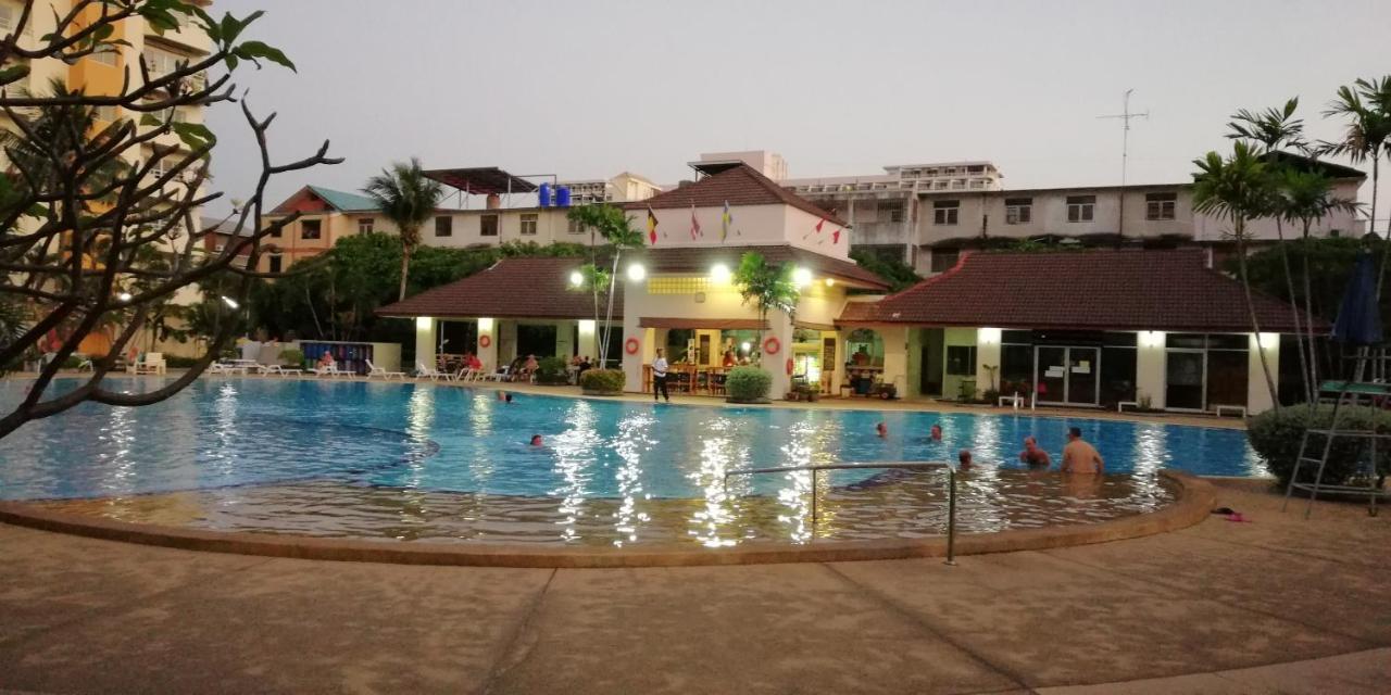 View Talay 1B By Fernando Apartment Pattaya Ngoại thất bức ảnh